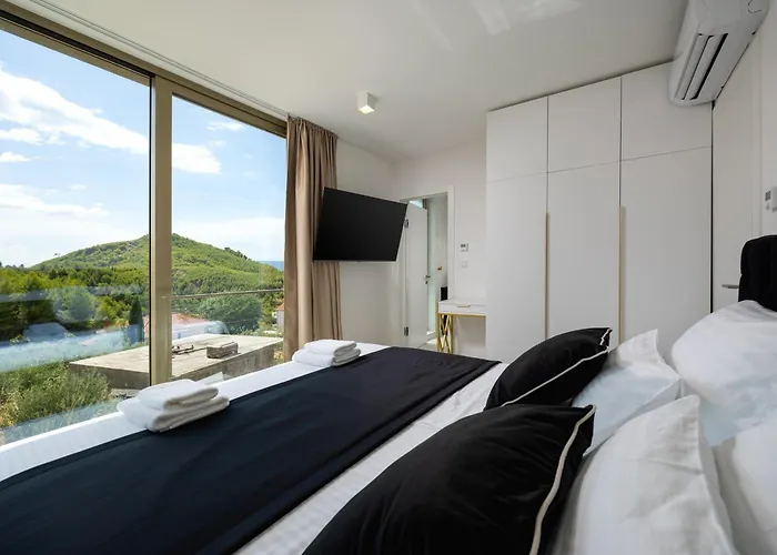 St Christopher Croatia * Podstrana